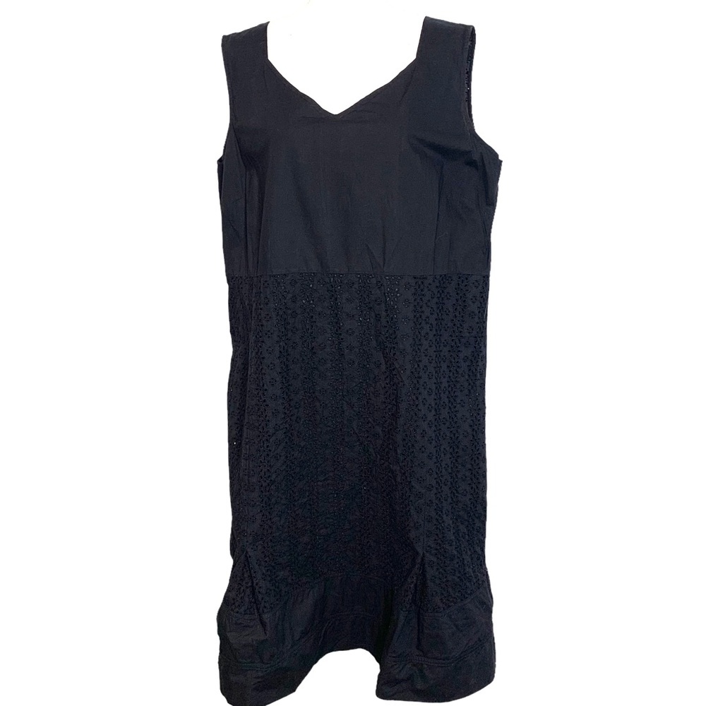 Oscar de la Renta Plus LBD Size black sleeveless eyelet dress size 20 - 24W $450